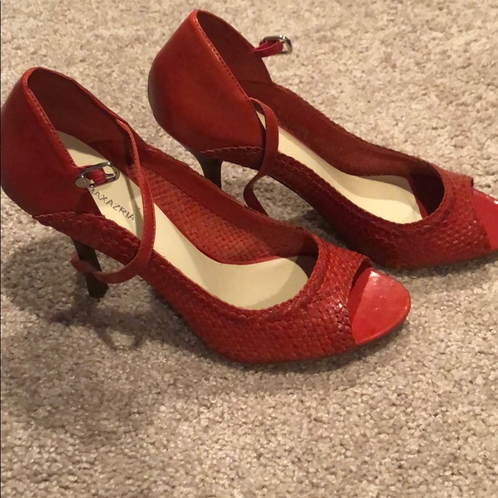 BCBGmaxazria Pumps